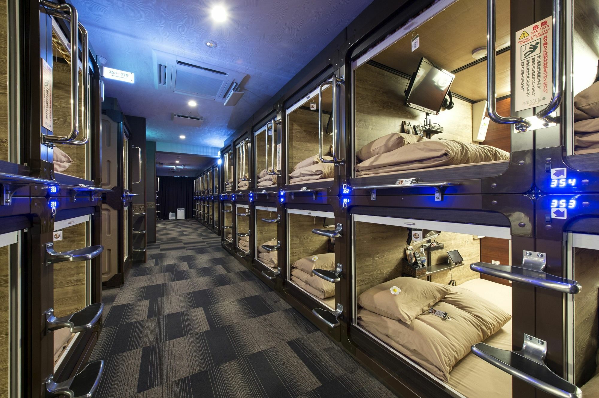 Capsule hotel Anshin Oyado Woman Ginza Shiodome *