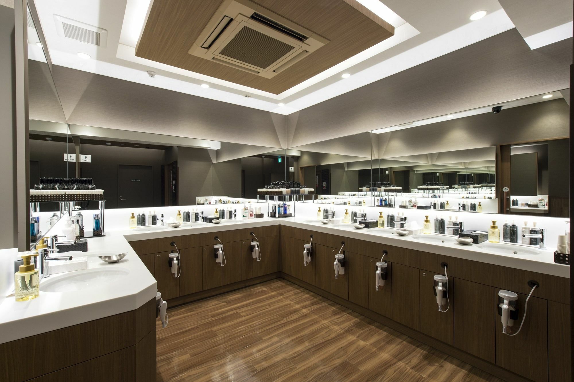 Anshin Oyado Woman Ginza Shiodome