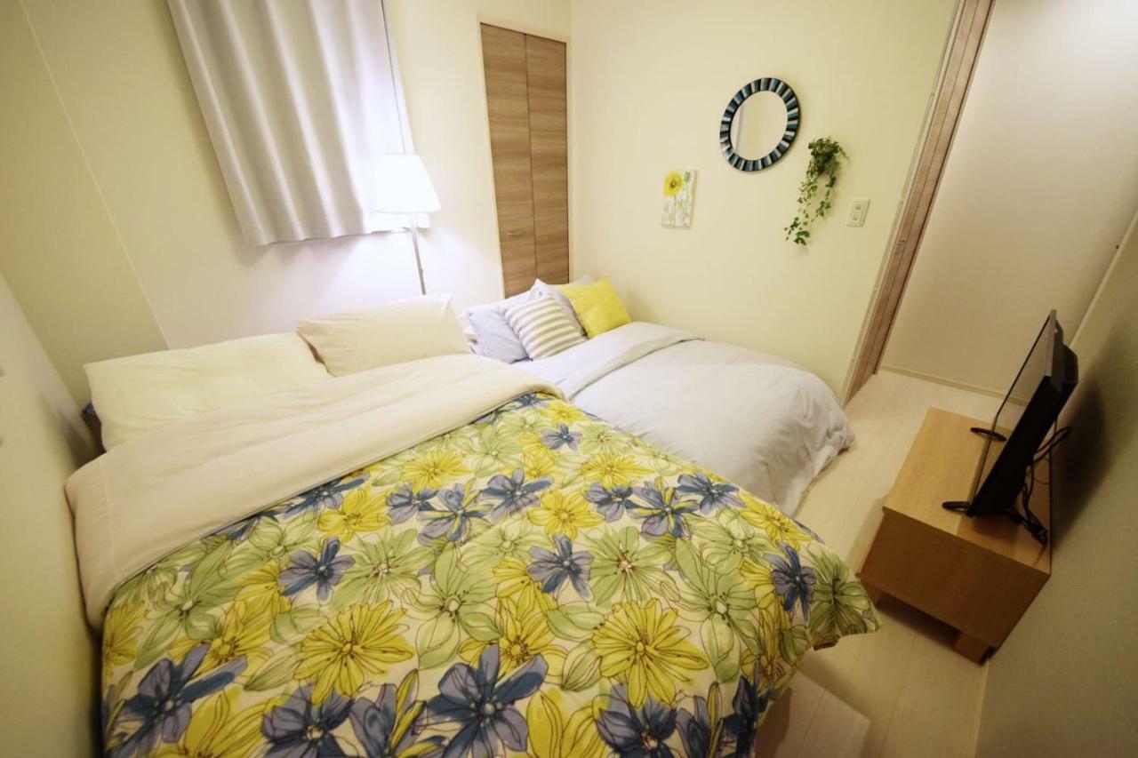 Three 102 Apartment Tokyo