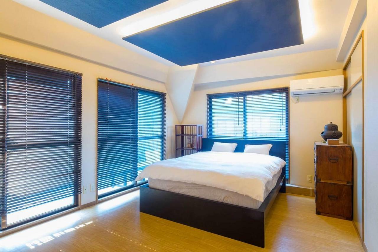 Shinjuku Duplex Top Floor