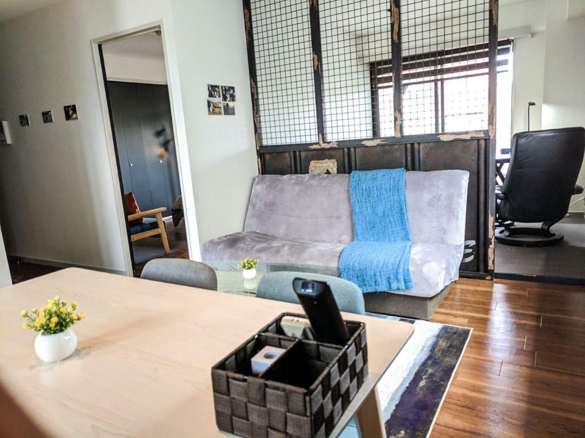 Custom Style & Luxury- Live The Expat Life In Tyo * Tokyo