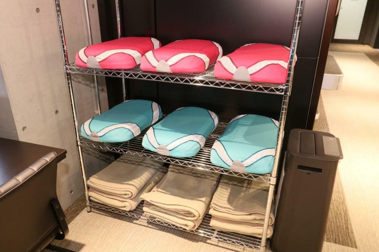 Business Capsule Lightning Asakusa Capsule hotel *