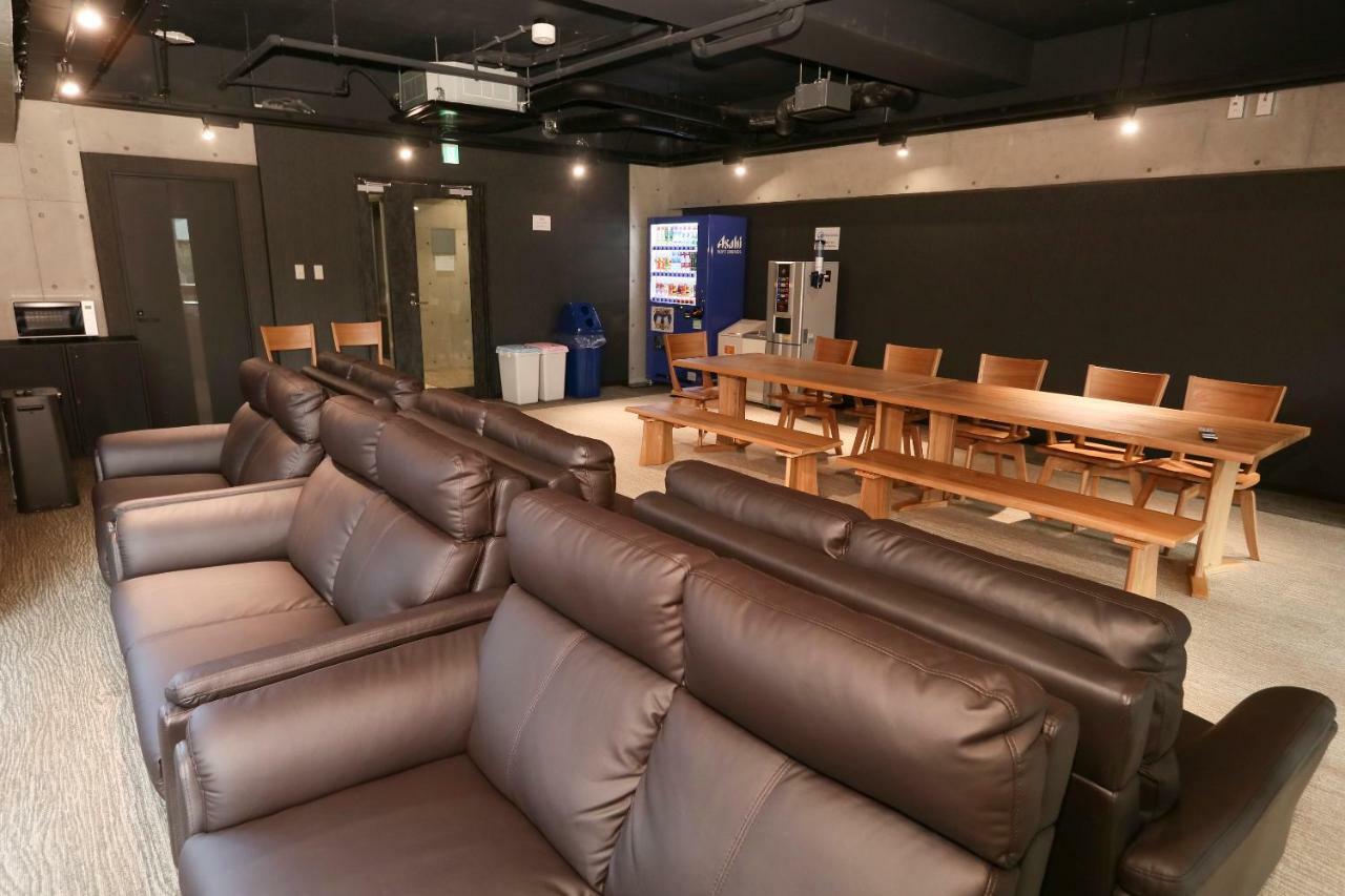 Business Capsule Lightning Asakusa Capsule hotel *