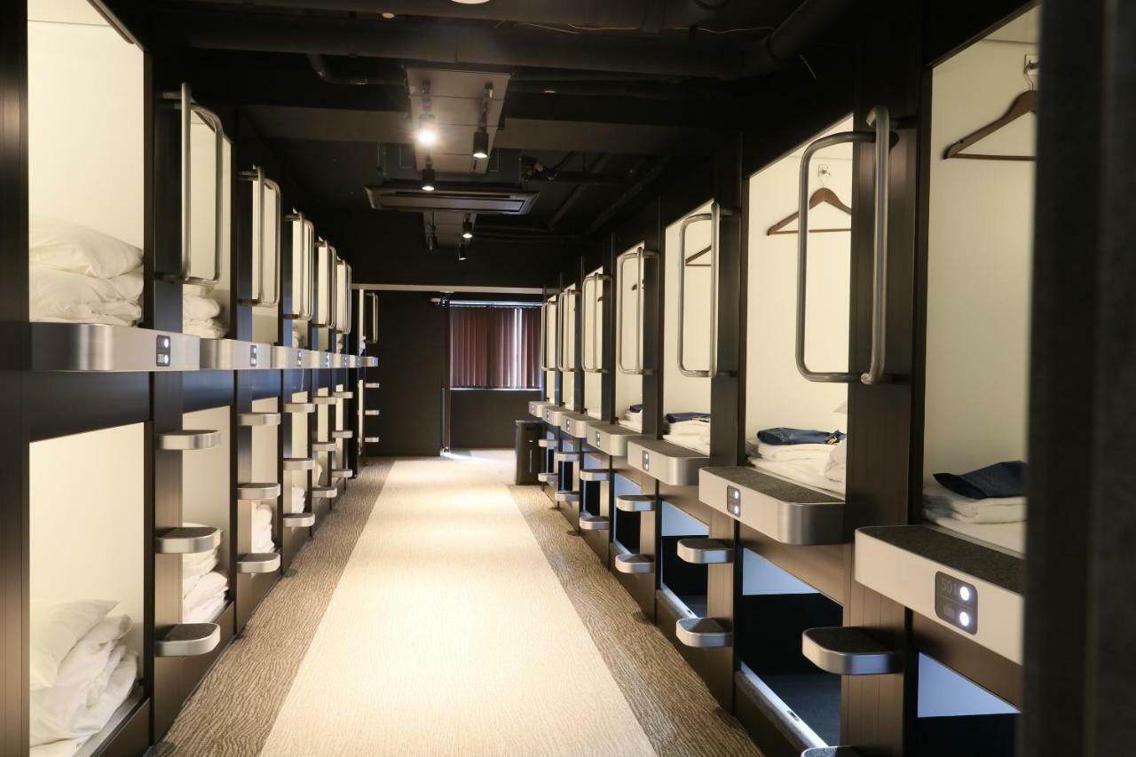 Business Capsule Lightning Asakusa Capsule hotel Tokyo