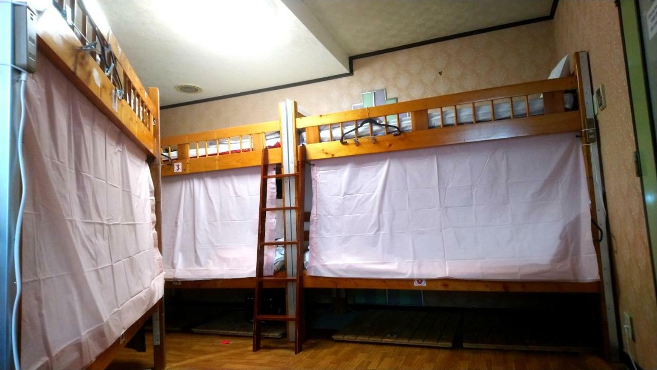 Hostel Family & Bakpak Tokyo