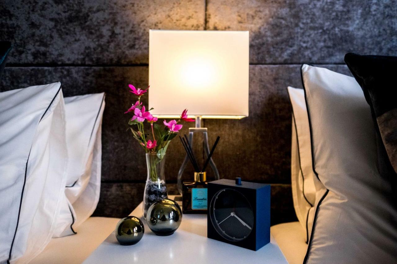 Charming With Private Balcony Apartment Tokyo
