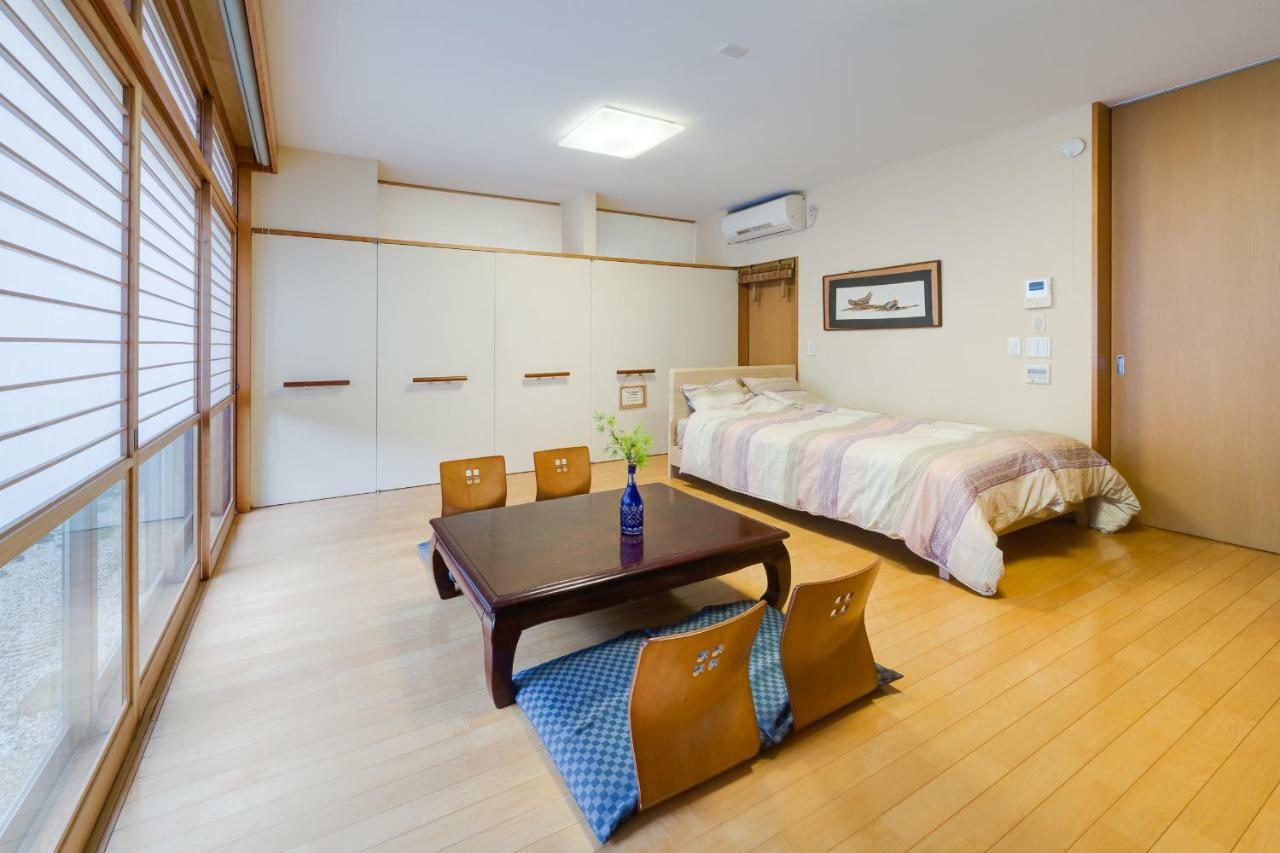 Shinjuku Garden House *