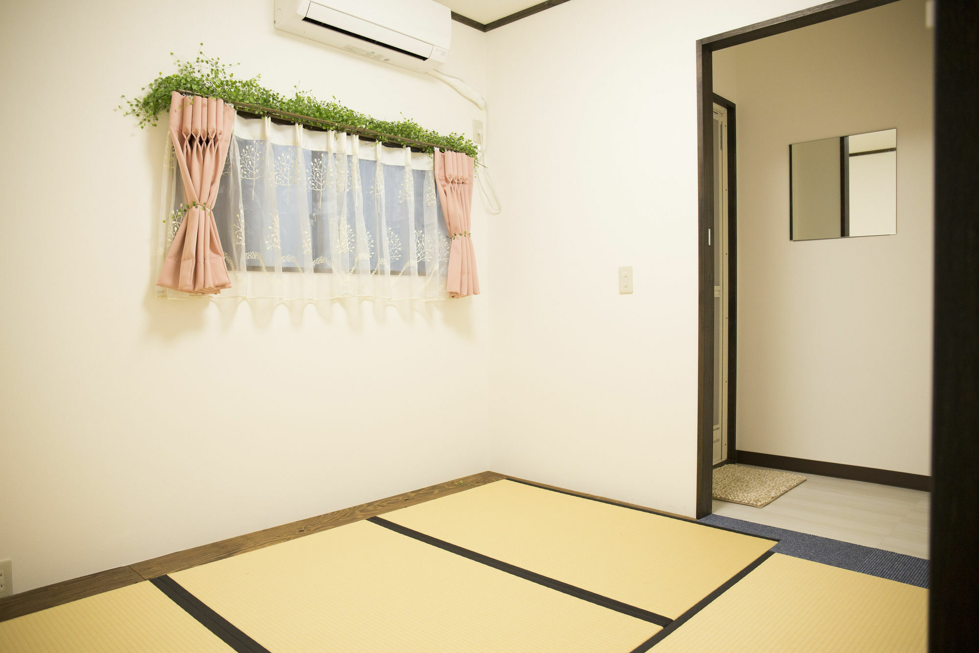 Hyu House Guest house *