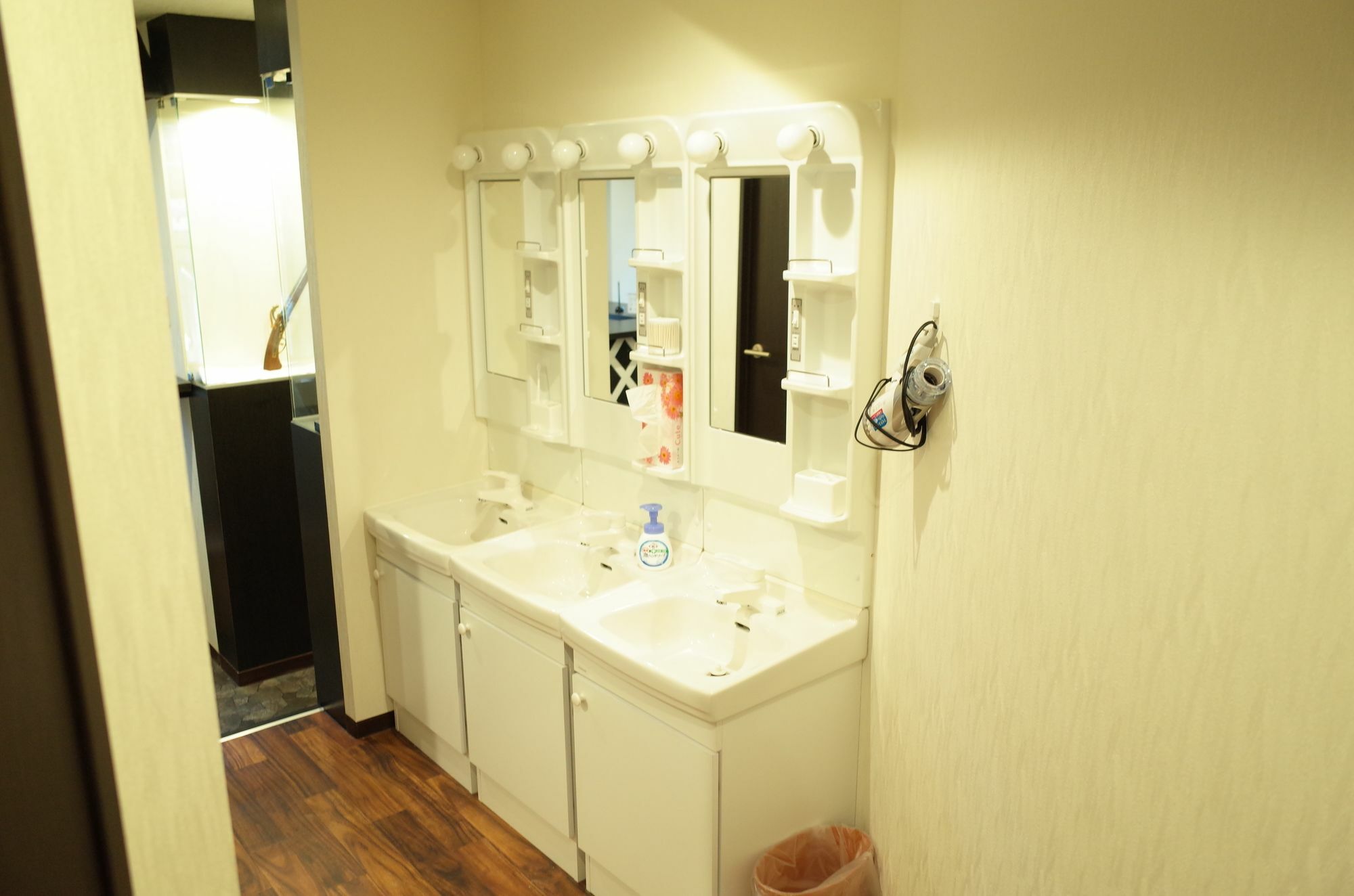 Bnb+ Shinjuku Castle - Hotel Tokyo