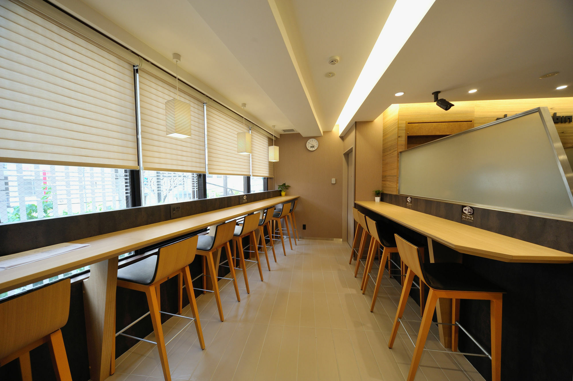 Global Gotanda Capsule hotel 2*