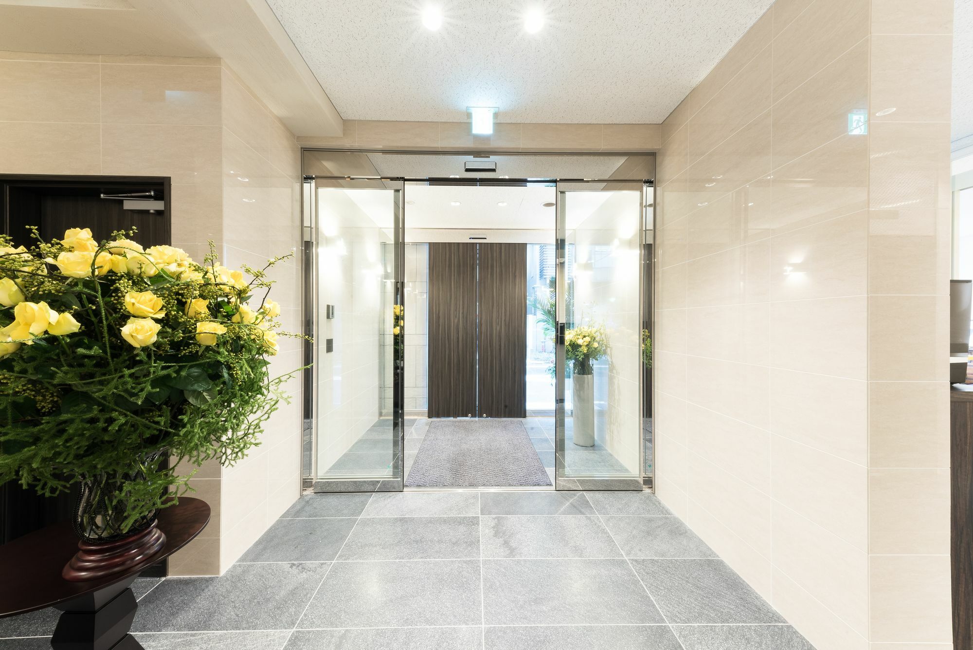 E-hotel Ginza Select