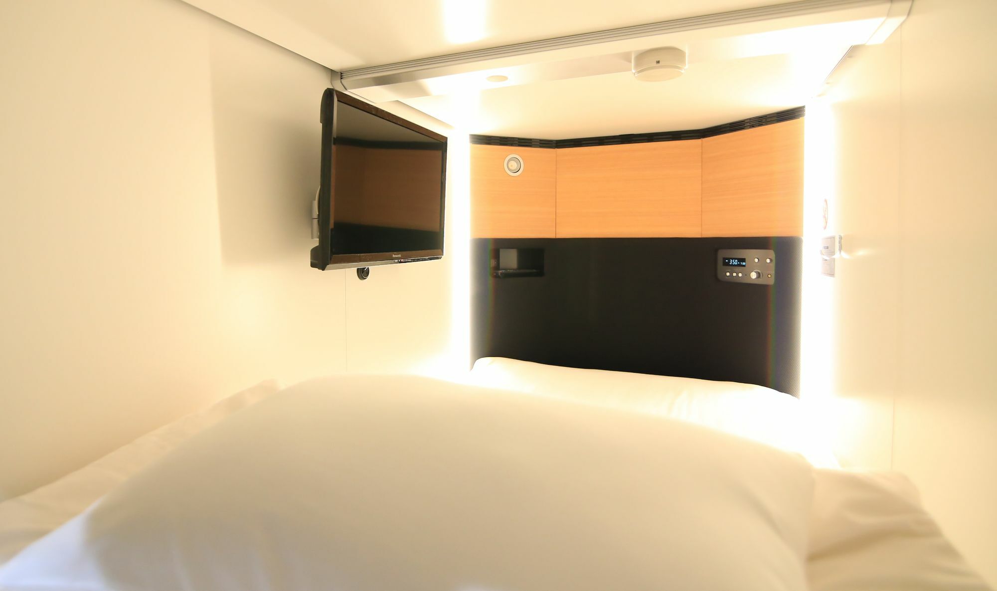 The Global Capsule hotel