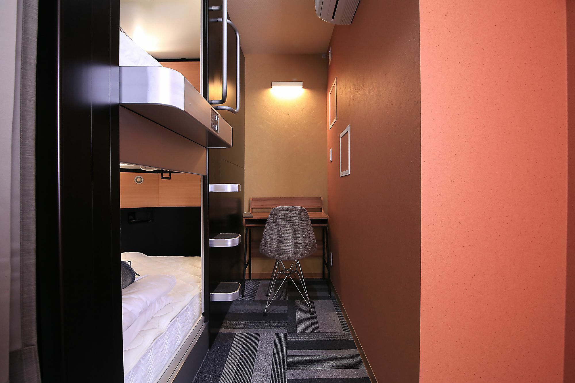 The Global Capsule hotel Tokyo