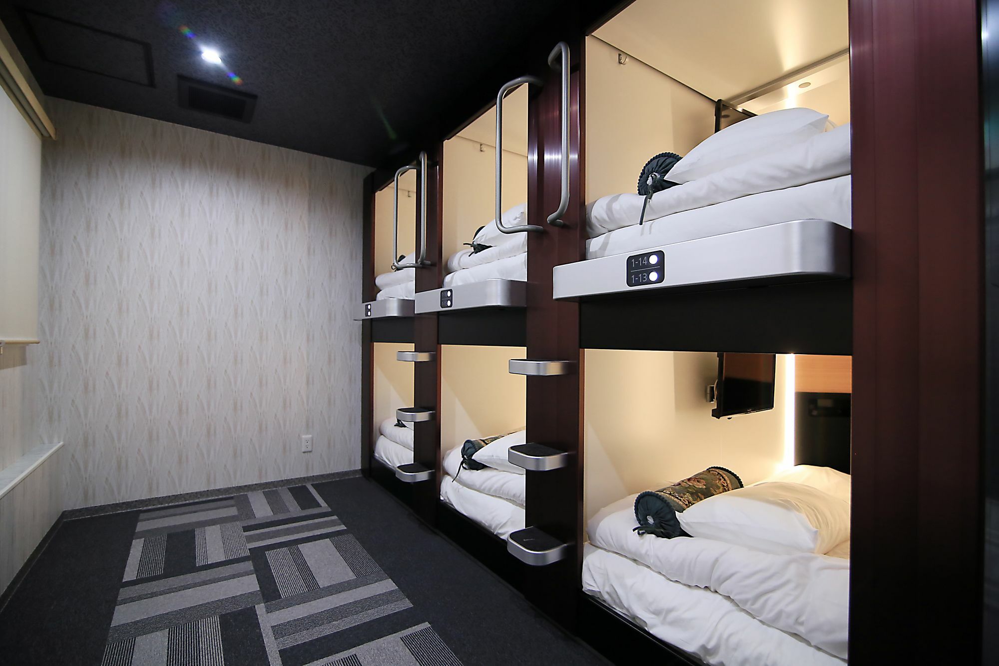 The Global Capsule hotel *