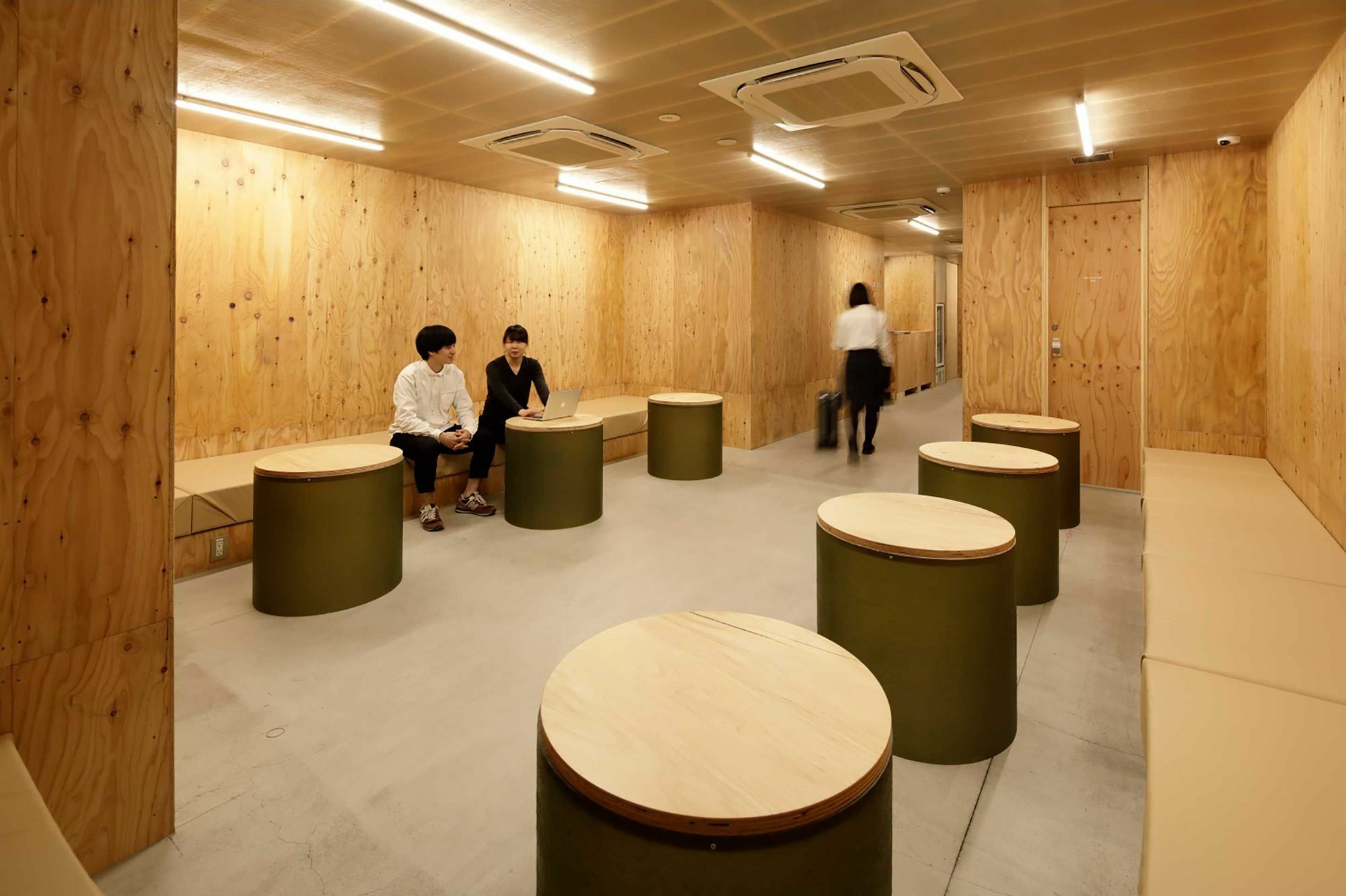 Do-c Shibuya Ebisu Capsule hotel 2*