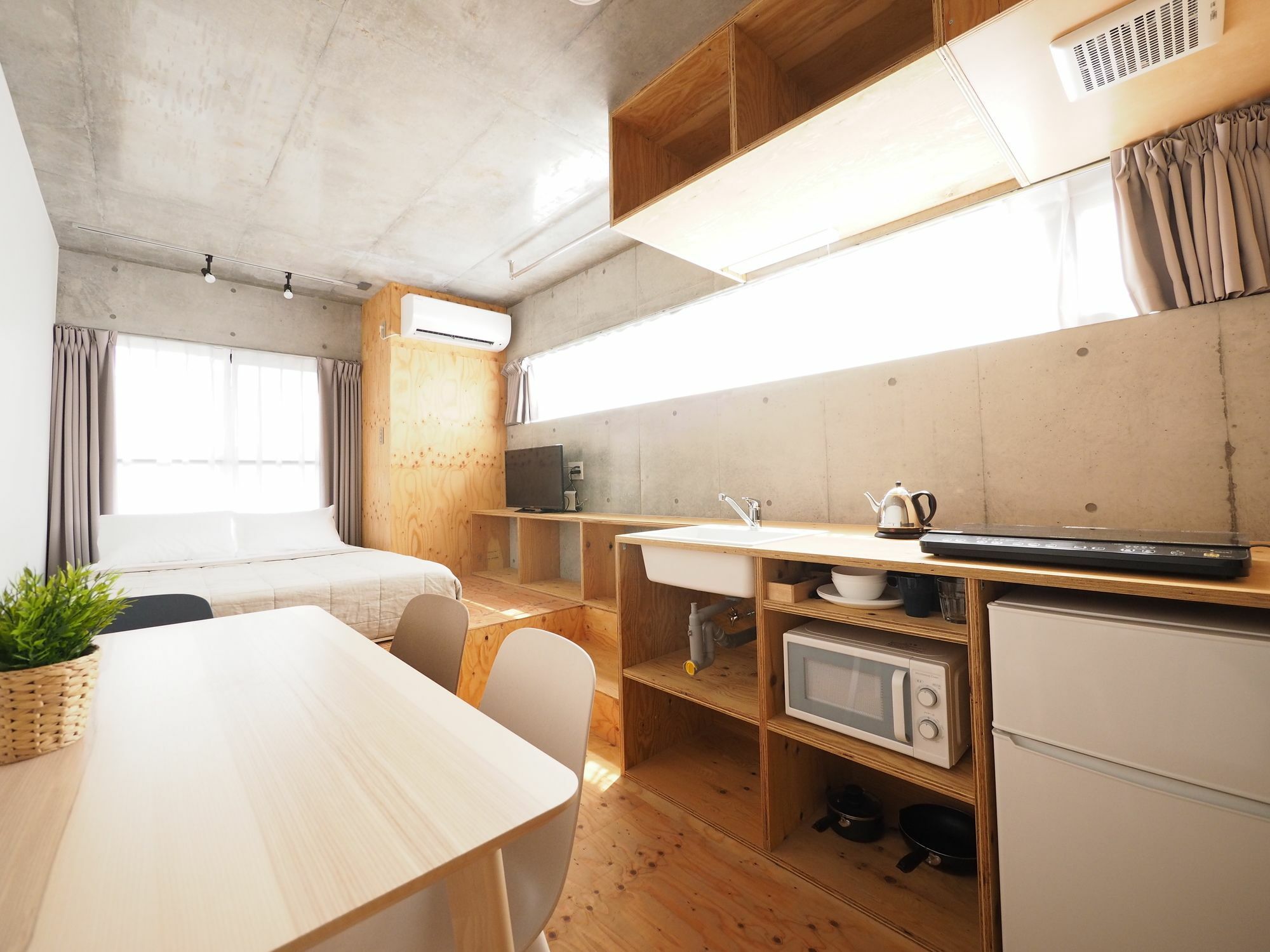 Smi:re Oshiage Hotel 3*