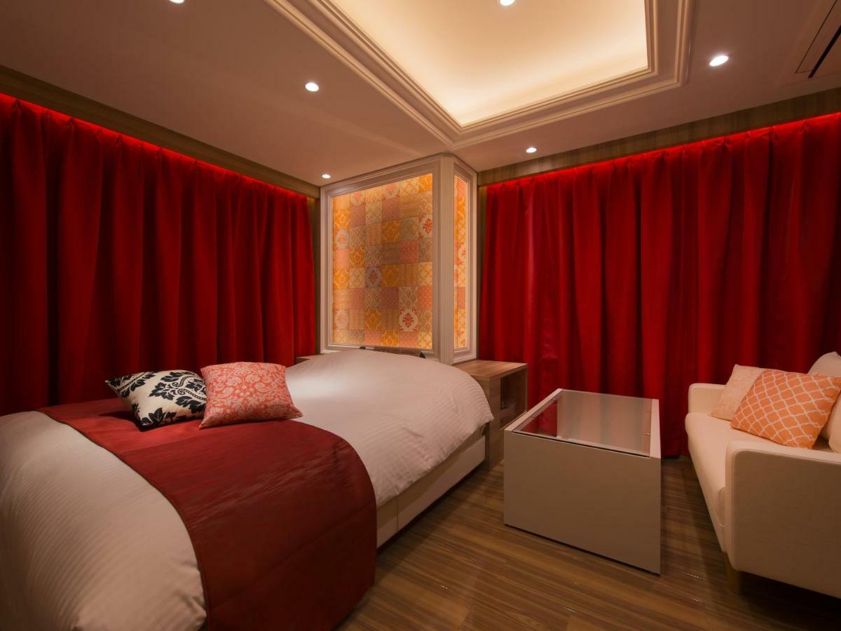 Crest Hirai (adults Only) *