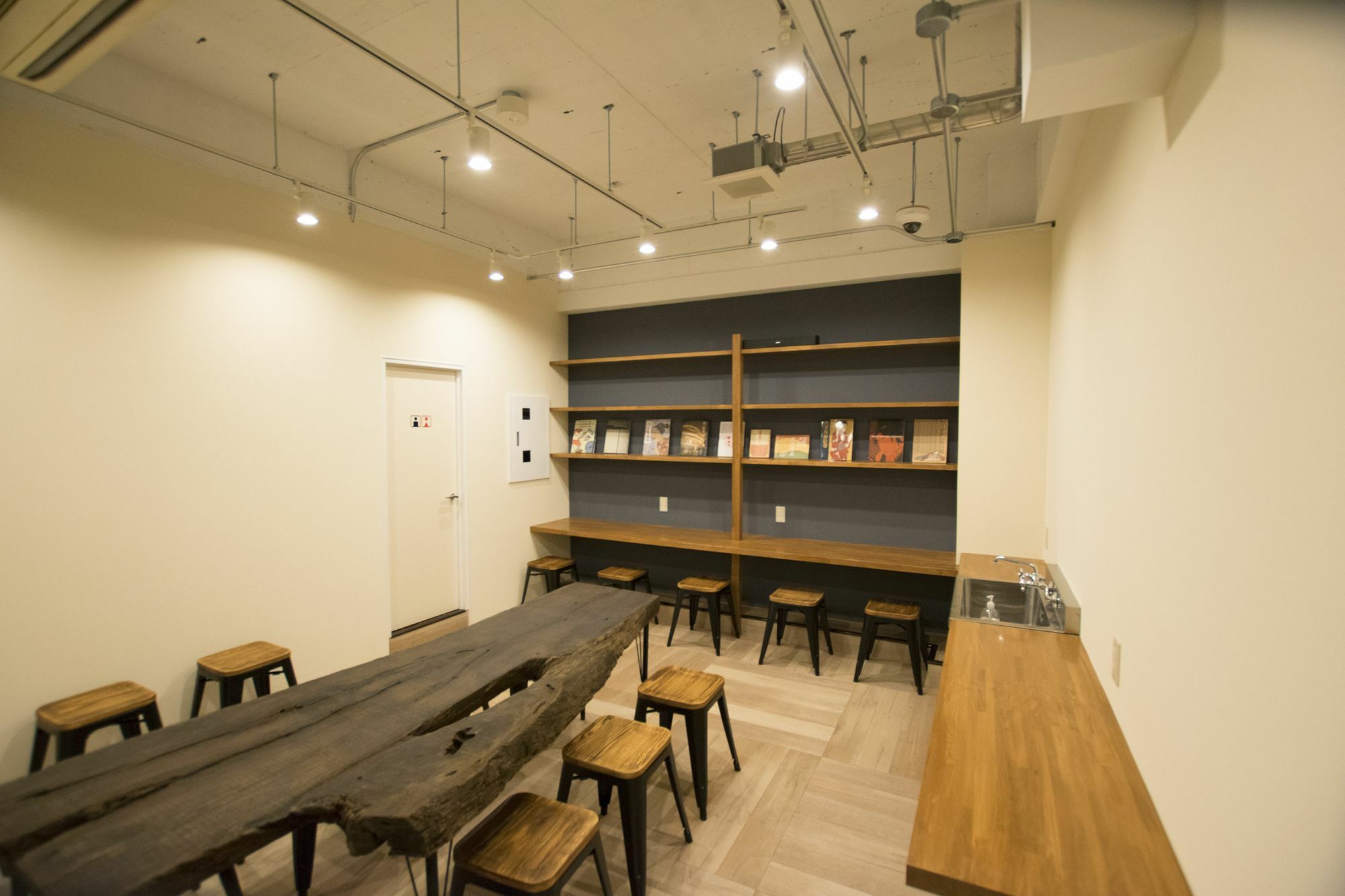 Hostel Hiromas In Kanda *