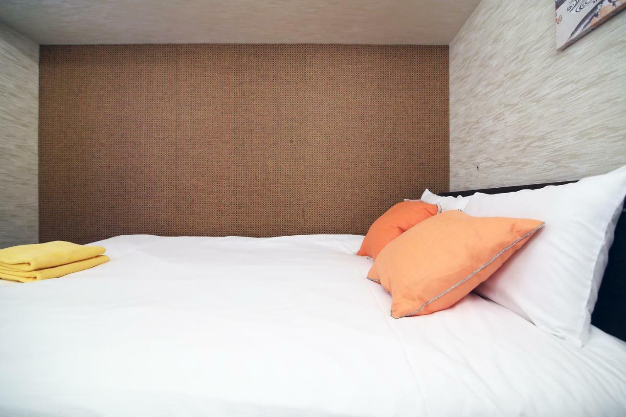 5min To Station, Value 2br Sleep 6, Quiet Area Aparthotel Tokyo
