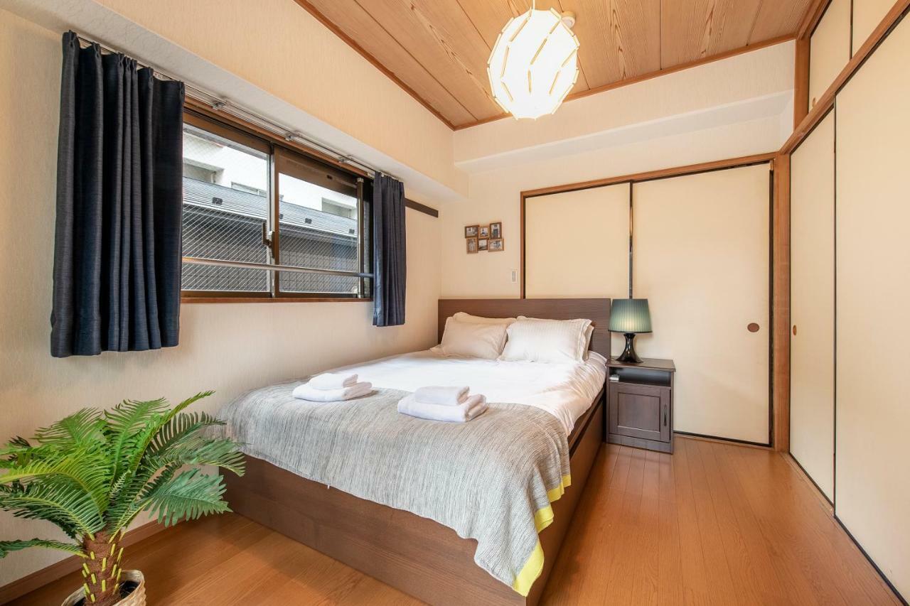 Uhome Akihabara 3 3*