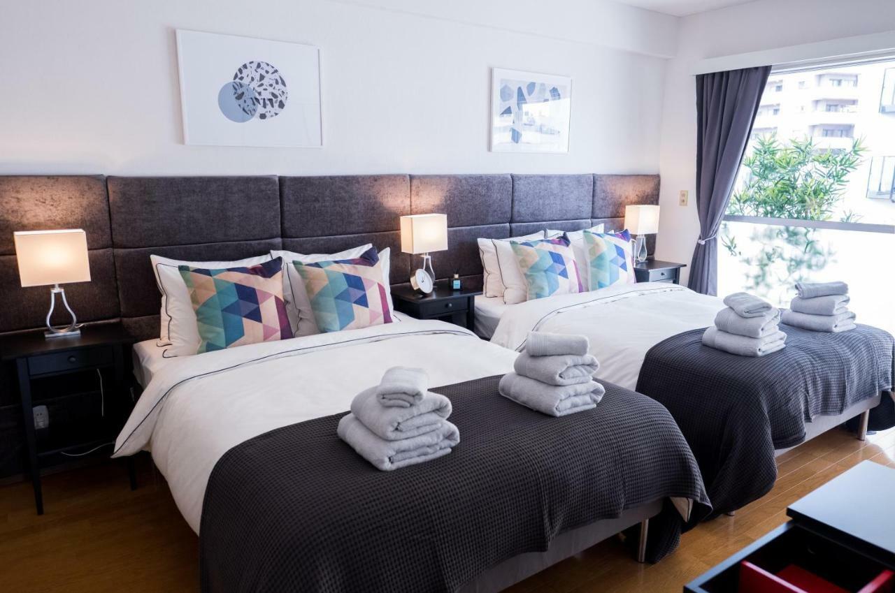 Apartment Charming With Private Balcony Tokyo