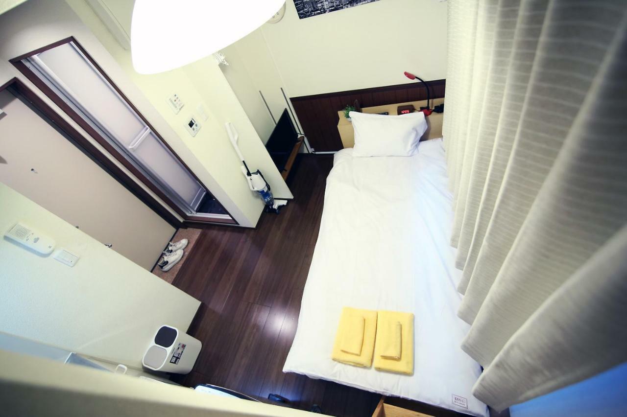 Yotsuya House *