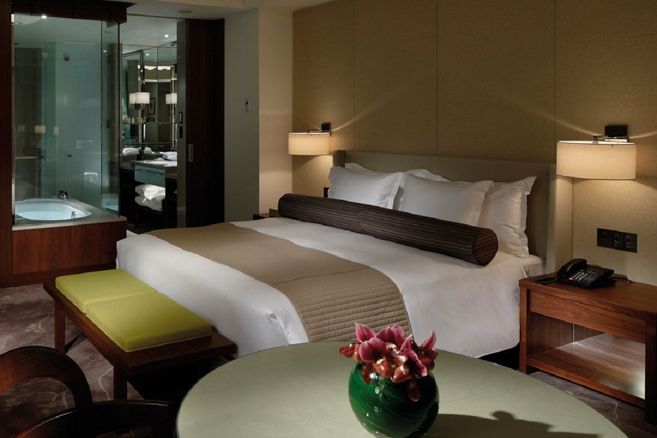 Palace Hotel 5*