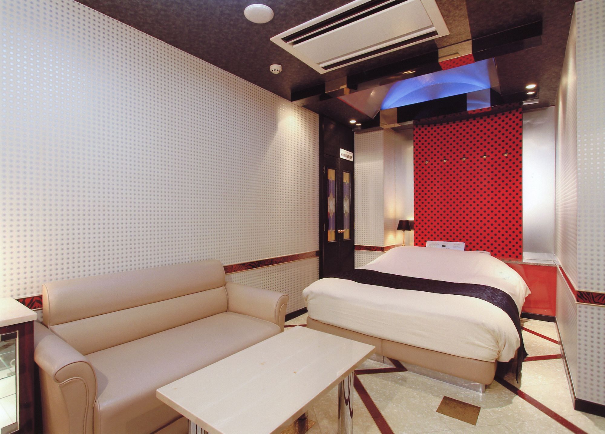 Love hotel Granhill (adults Only)