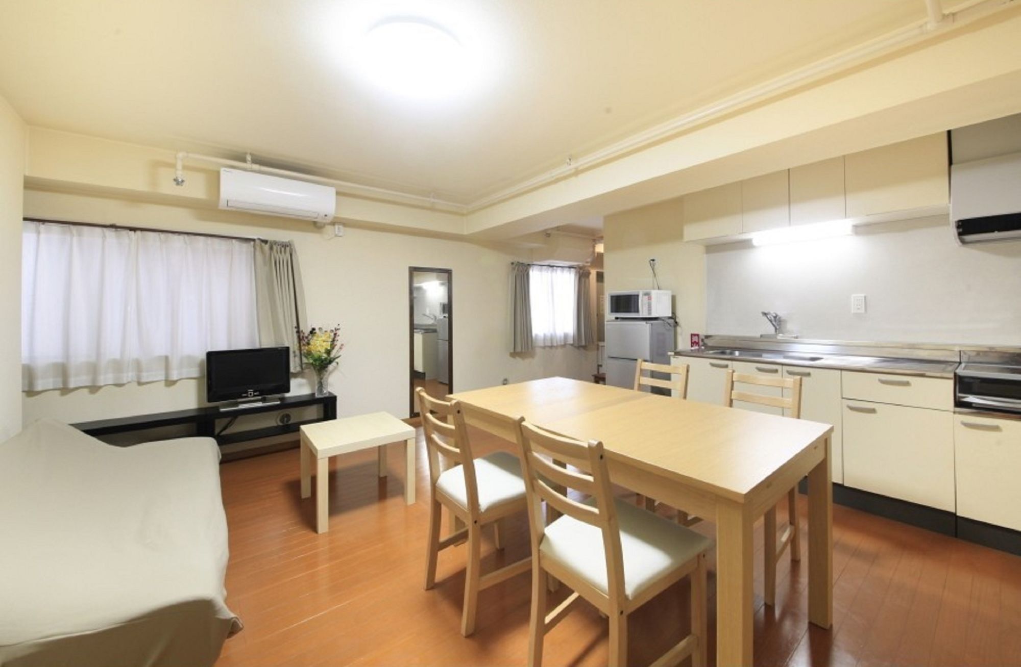 Shinjuku Urban Hotel 2*