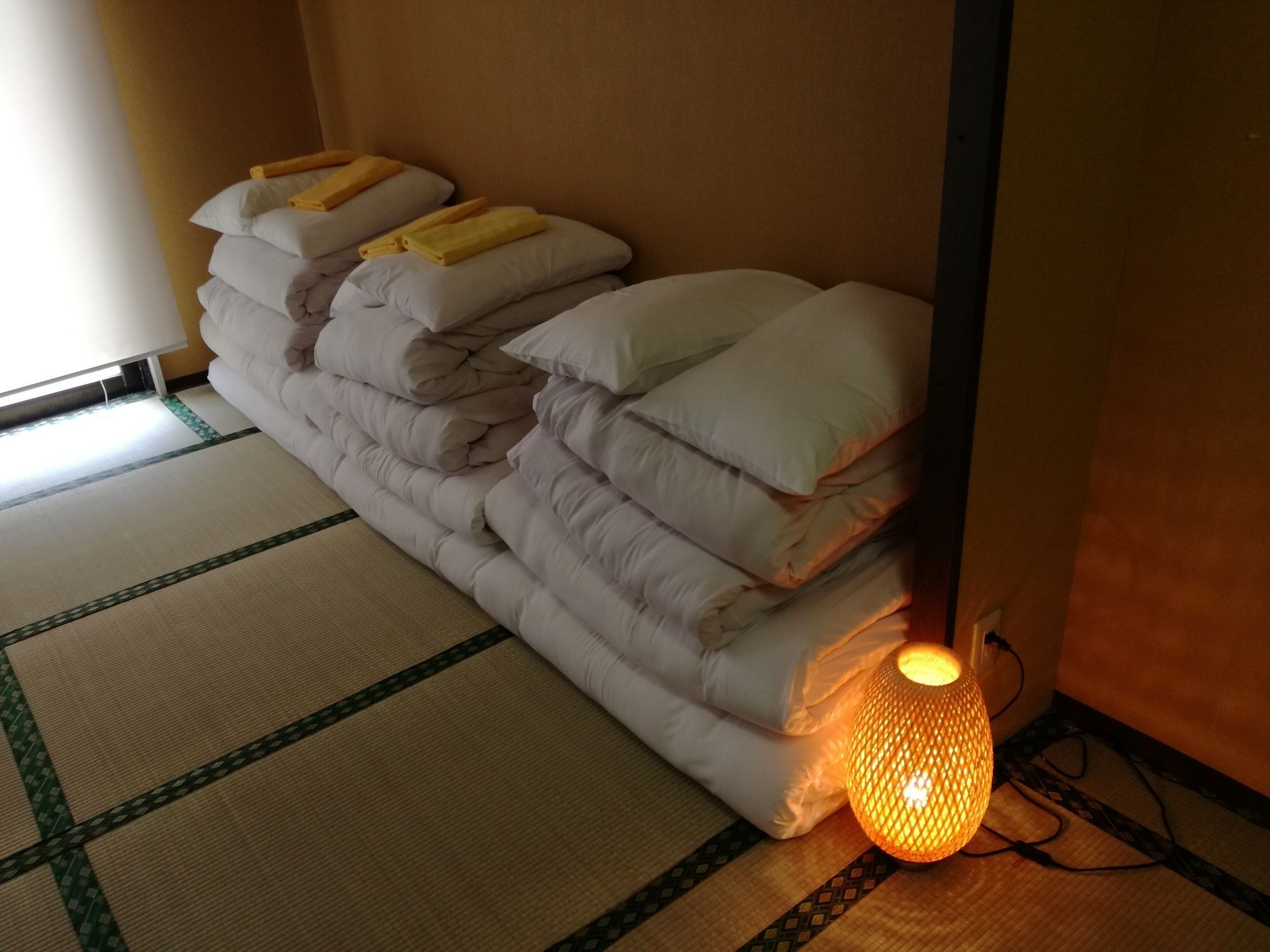 Shinjuku Sky Capsule - Hotel Tokyo