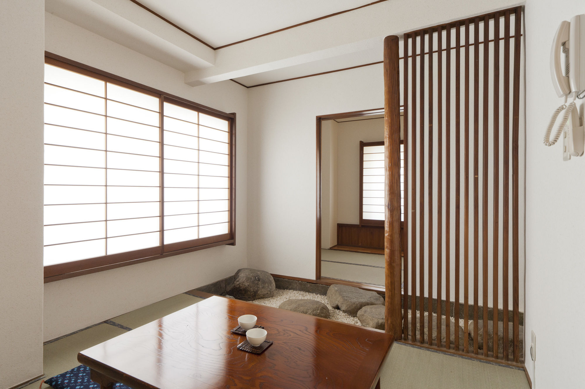 Business Shin-okubo Sekitei Hotel 2*