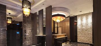 Apa Ginza Kyobashi Eki Yaesu Minamiguchi Hotel 3*