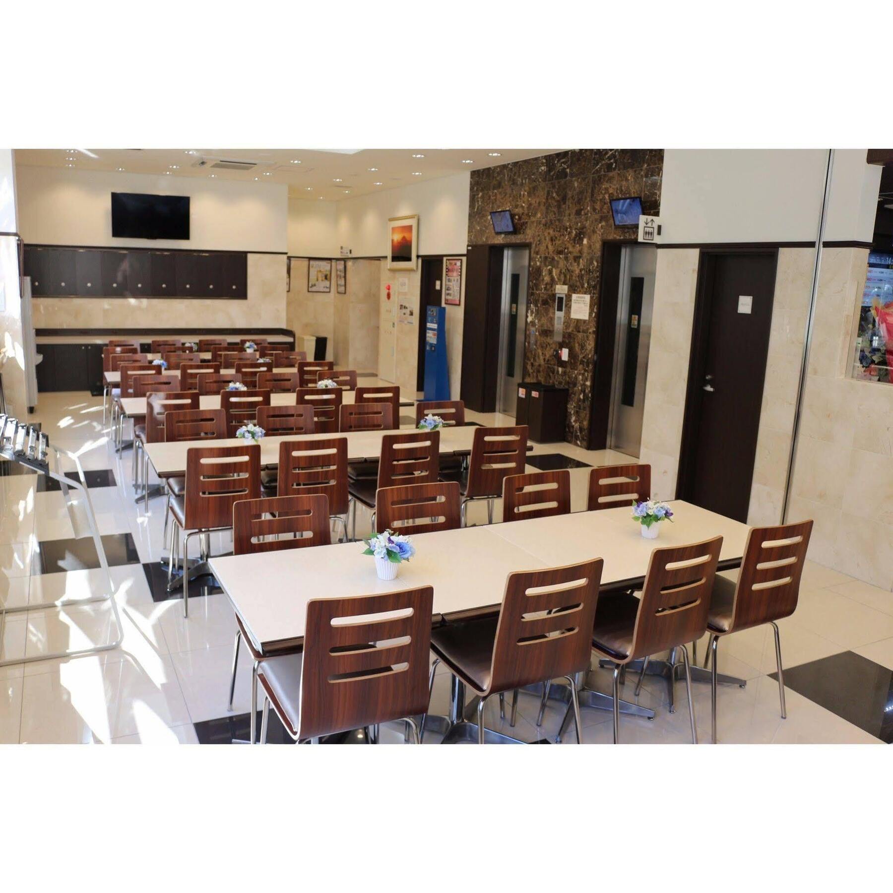 Toyoko Seibu Ikebukuro-sen Higashi-kurume-eki Nishi-guchi 3* Tokyo