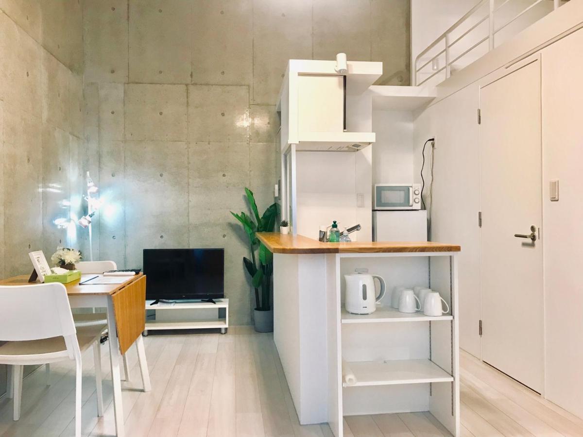 ラフィット御徒町 Apartment