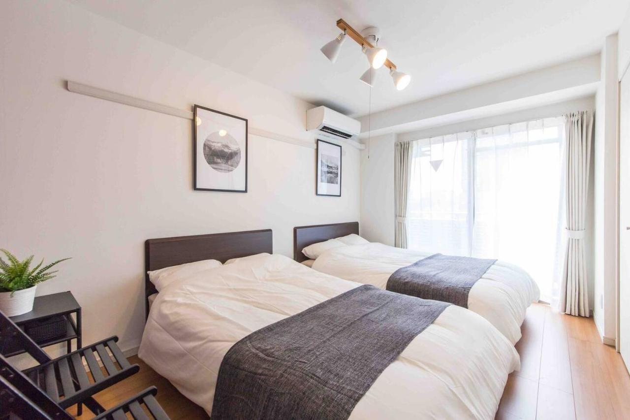 Apartment Shinjuku Bldg *