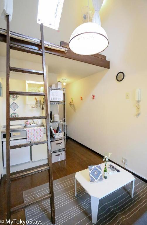 Budget Price, Monthly Stays Ok, Studio Apt Easy Access Shibuya & Shinjuku With Wifi & Tv C38 Holiday home *