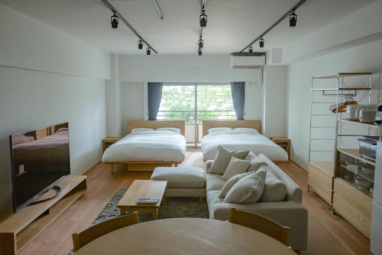 Niys 08 Type Apartment Tokyo