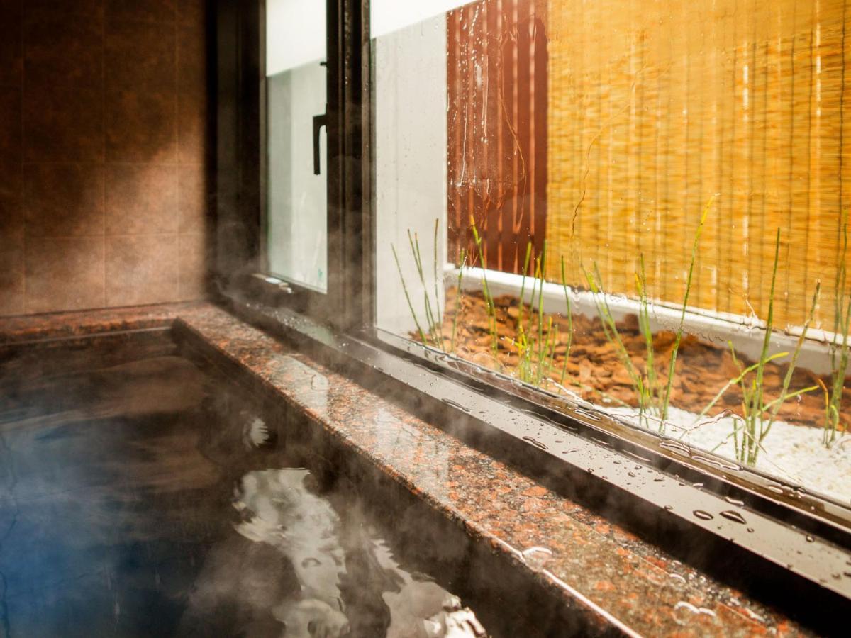 Super Kinshicho Ekimae Hotel 3*