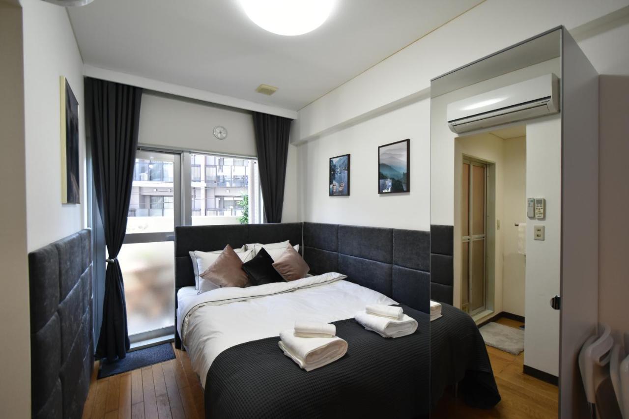 Charming With Private Balcony Apartment