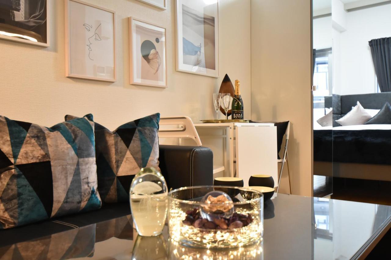 Charming With Private Balcony *