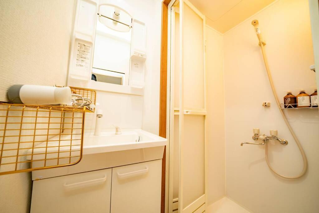 3 Bedrooms House In Food Heaven Area Apartment *