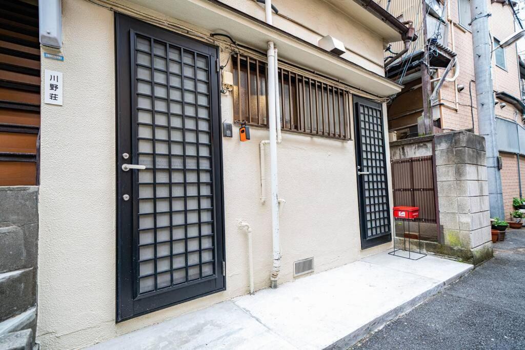 3 Bedrooms House In Food Heaven Area Apartment Tokyo