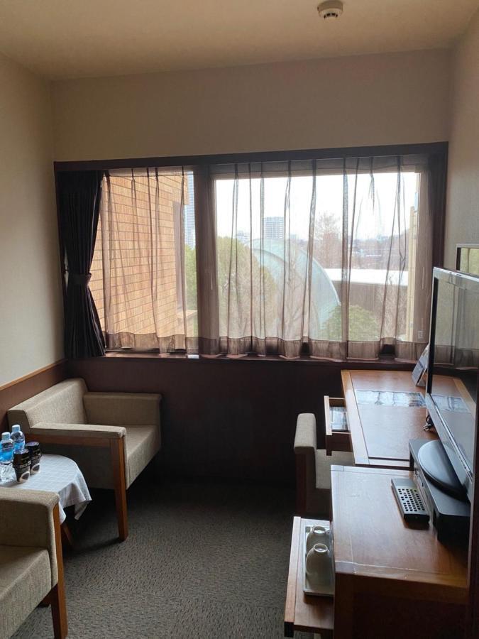 Park Side Hotel