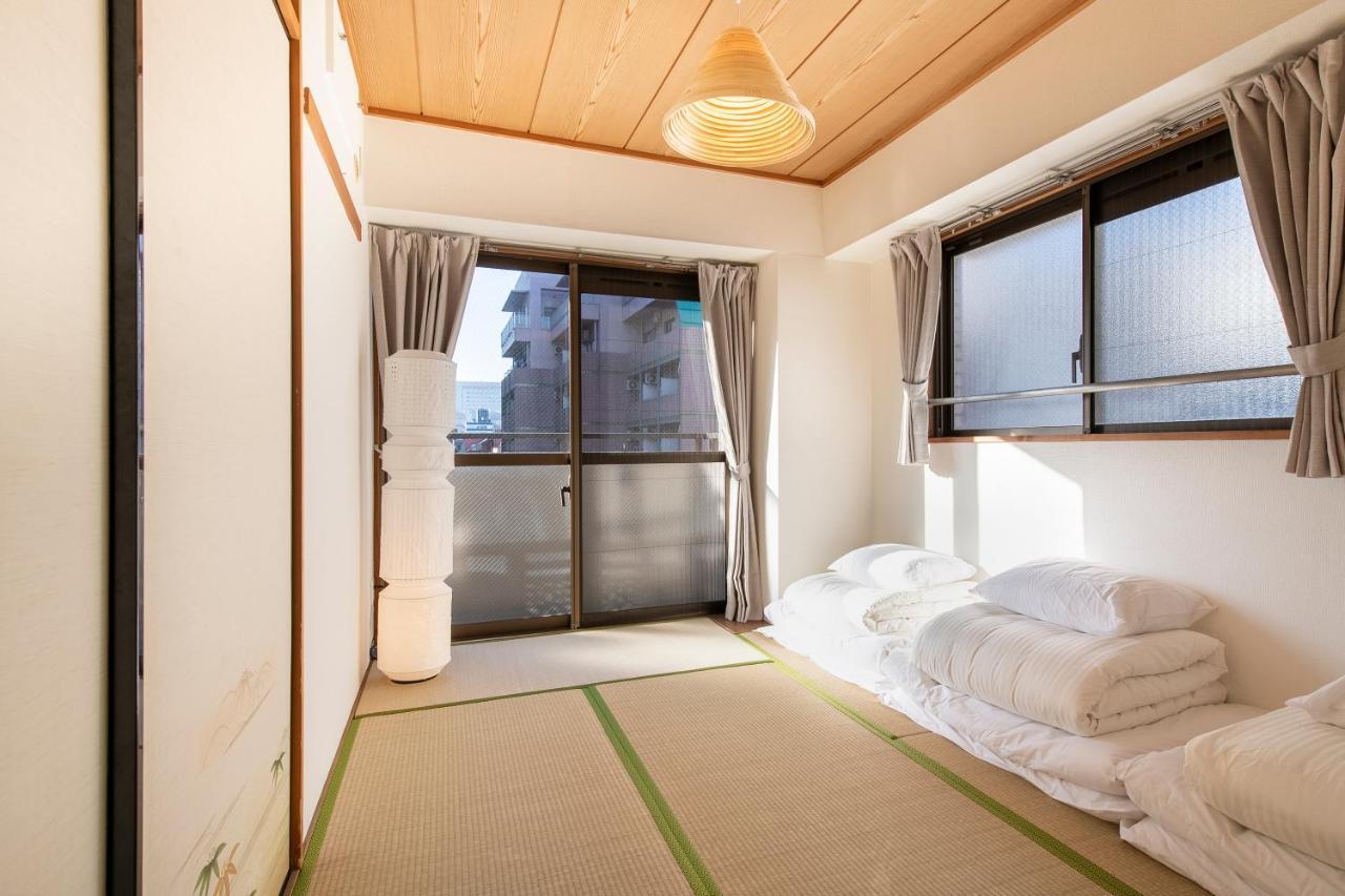 Uhome Akihabara 3 3*