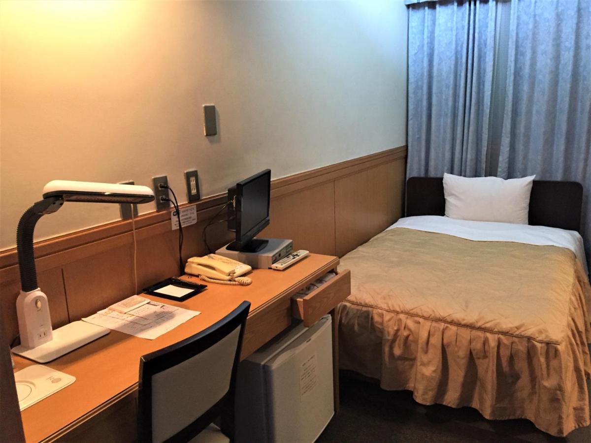 Business Crescent Tokyo
