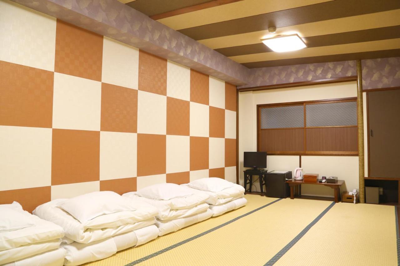 Hotel Ueno New Izu 2*