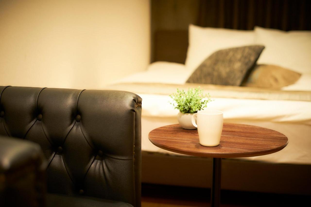 S'casa Nishishinjuku Apartment