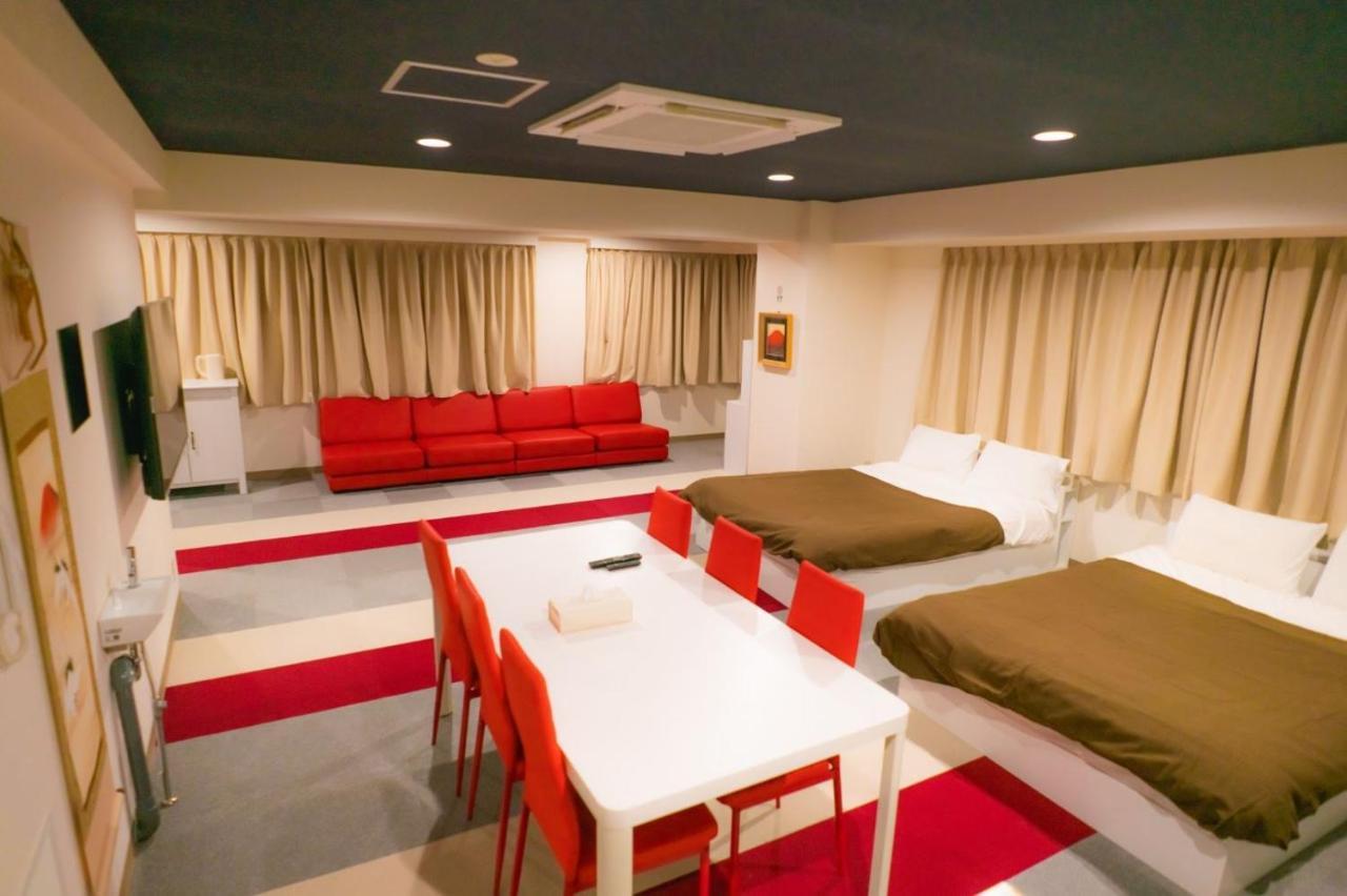 Oval Yotsuya 301 Apartment Tokyo