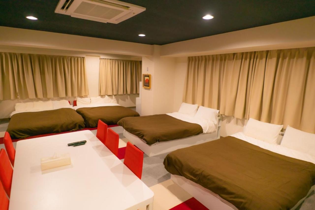 Oval Yotsuya 301 Apartment Tokyo