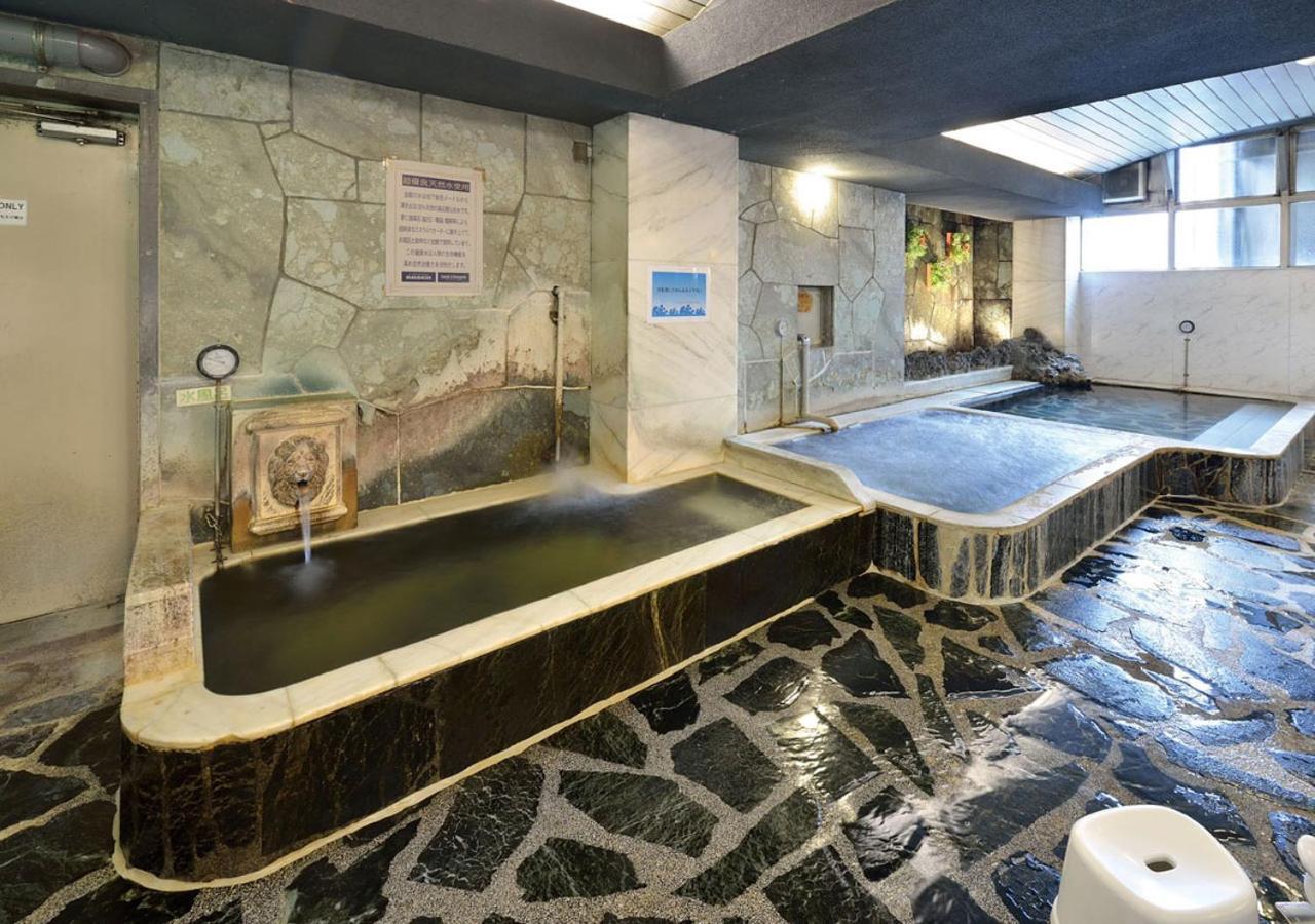 Capsule And Sauna Rosco Capsule hotel *